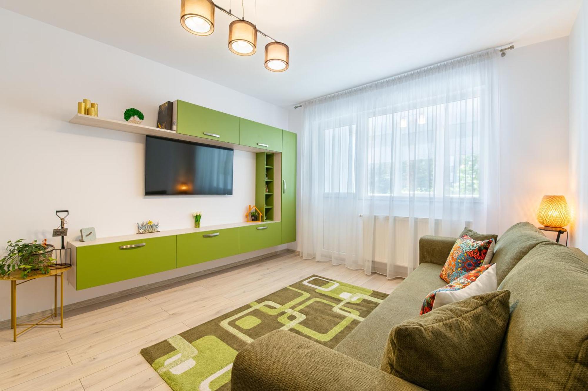 בראשוב Springhome - Cozy Apartment With Balcony & Parking מראה חיצוני תמונה